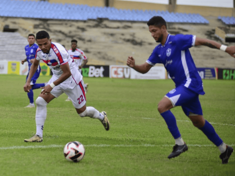 Empate entre Piauí e Oeirense neste sábado 