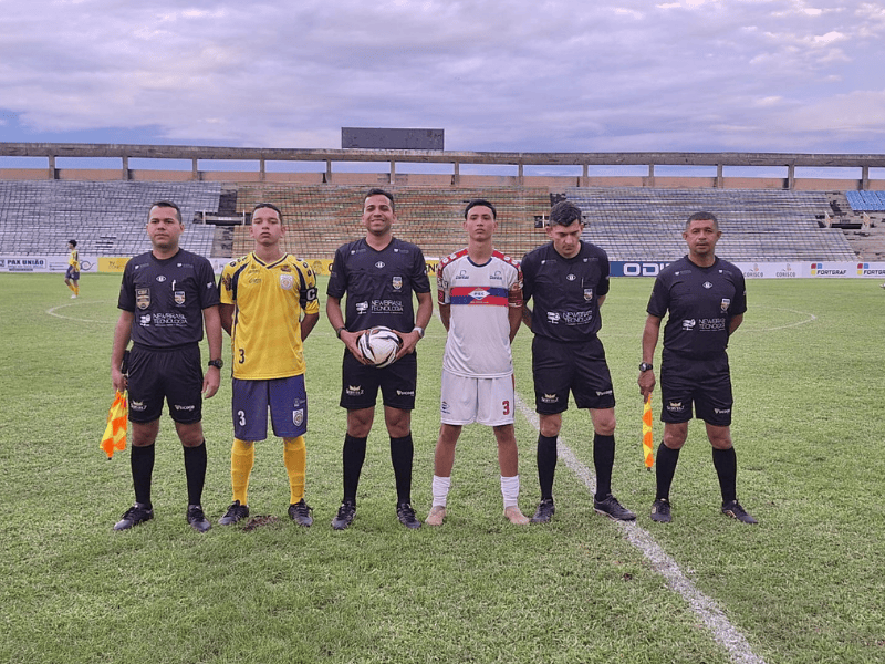 Piauí e Tiradentes empatam em jogo pelo Piauiense Sub-15